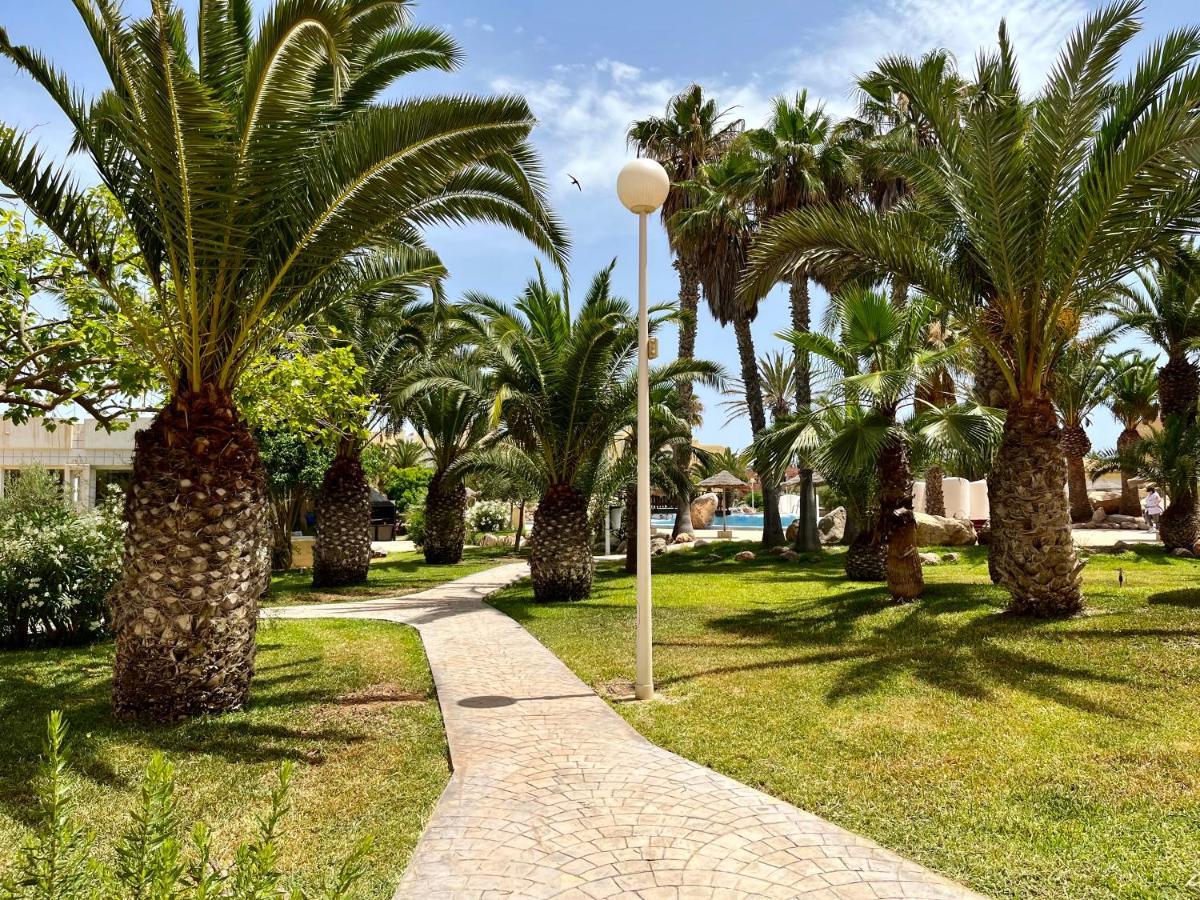 Apartamentos Moguima Roquetas de Mar Exteriör bild