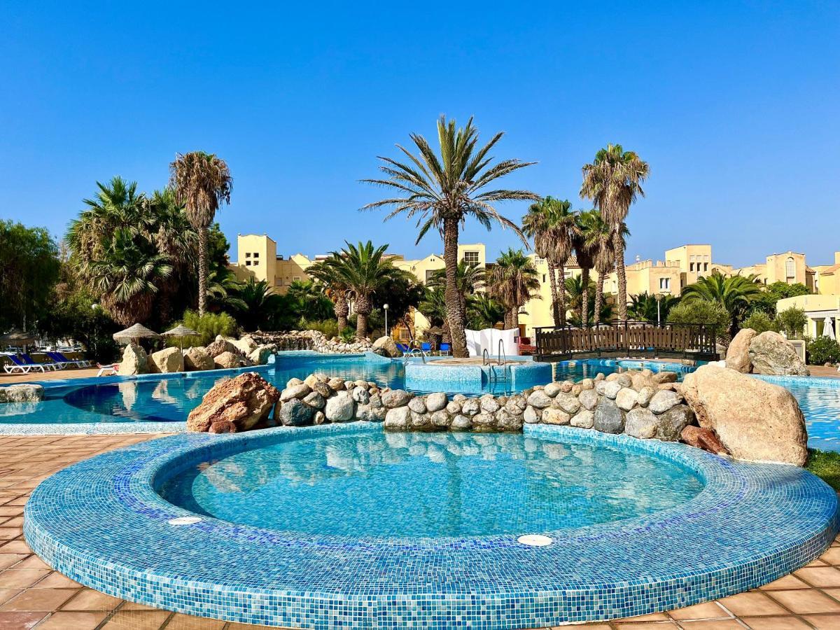 Apartamentos Moguima Roquetas de Mar Exteriör bild