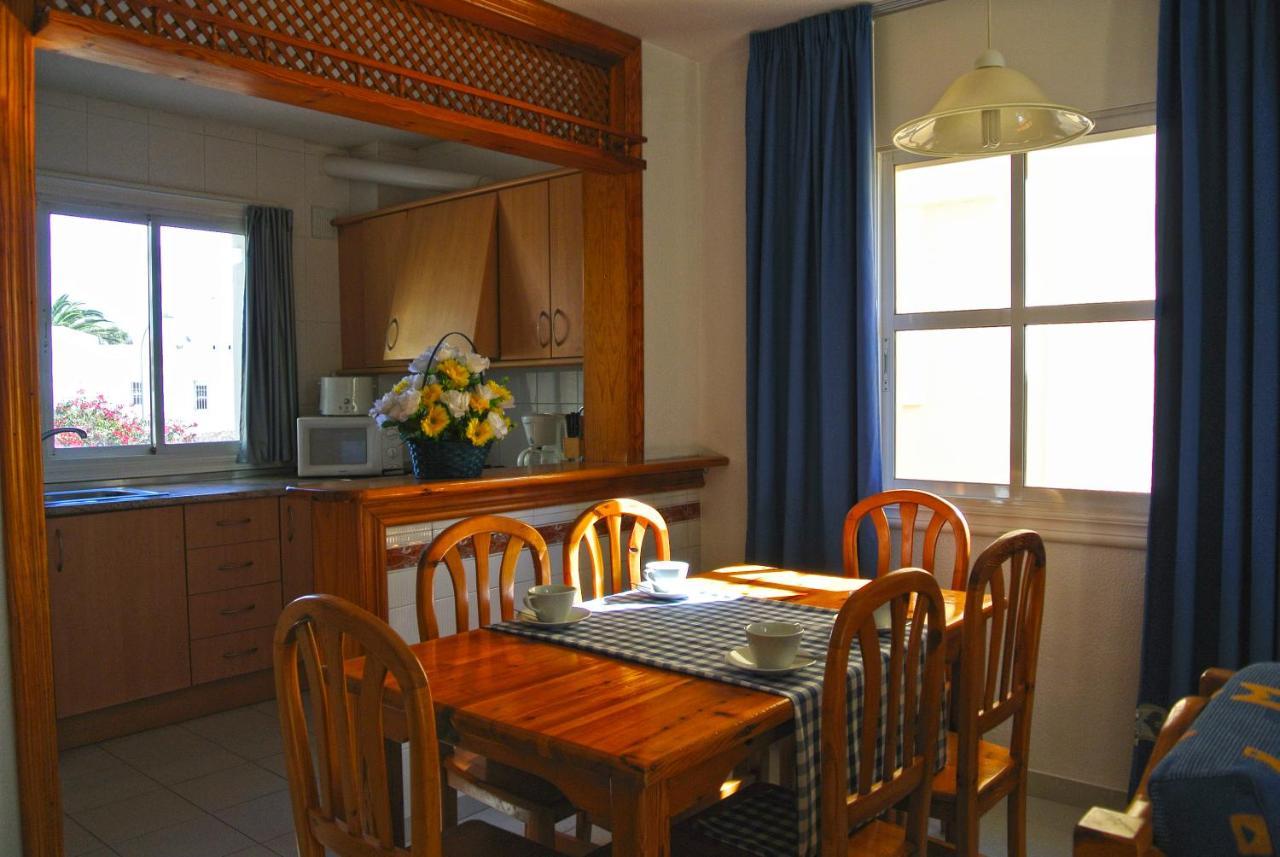 Apartamentos Moguima Roquetas de Mar Exteriör bild