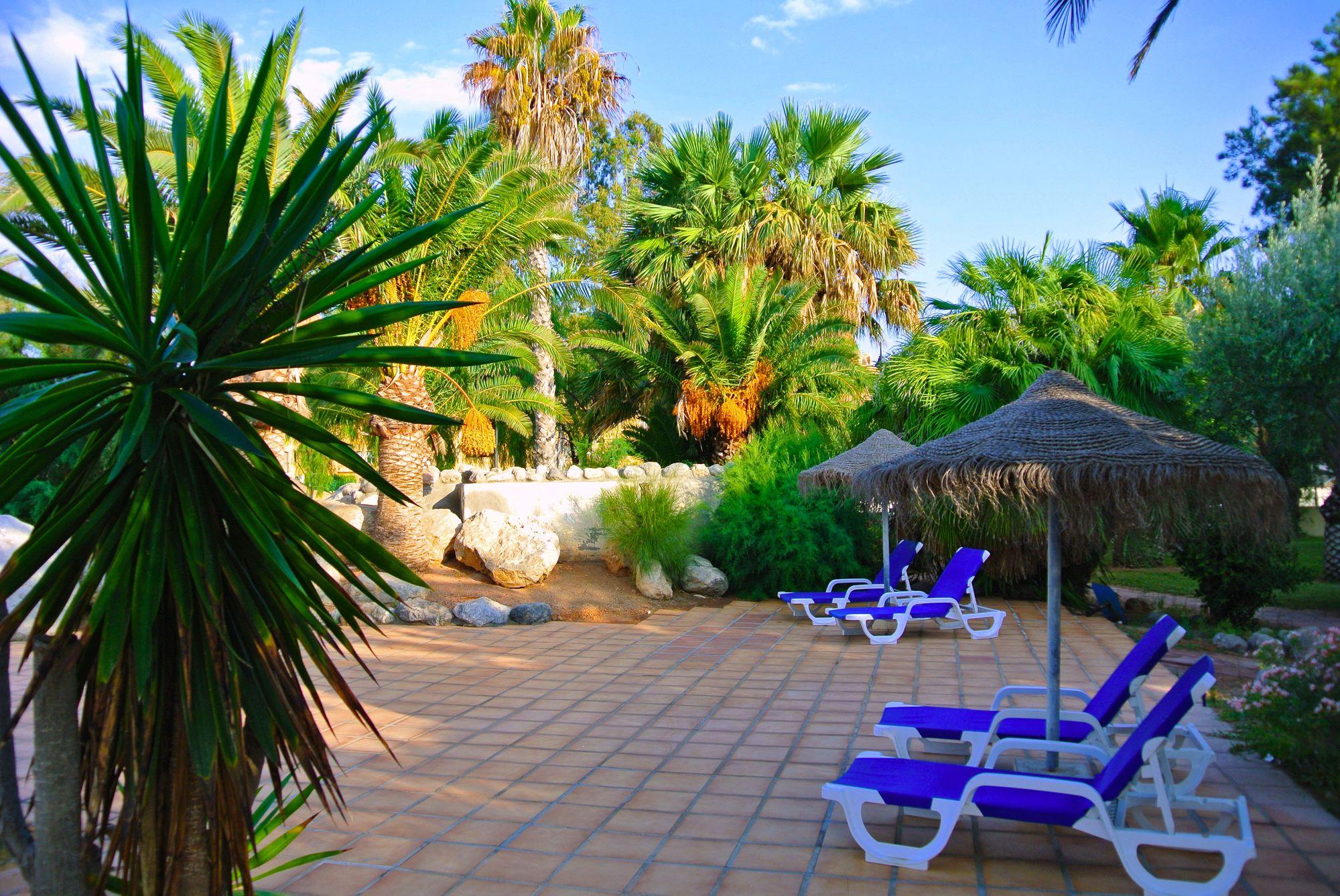Apartamentos Moguima Roquetas de Mar Exteriör bild
