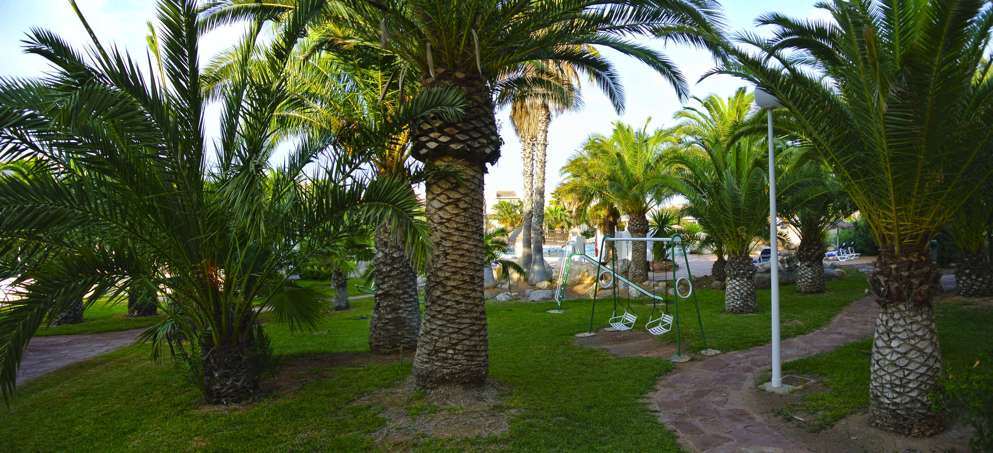 Apartamentos Moguima Roquetas de Mar Exteriör bild