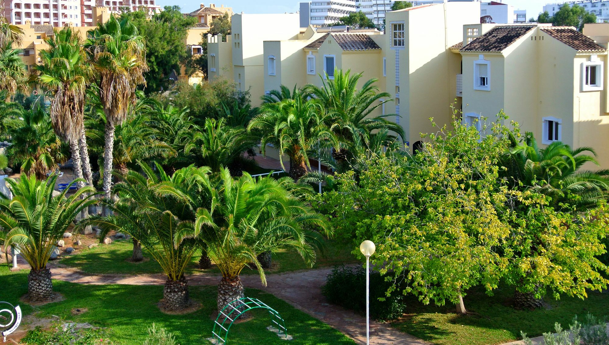 Apartamentos Moguima Roquetas de Mar Exteriör bild